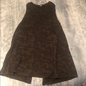 Lululemon Camo tie back tank top